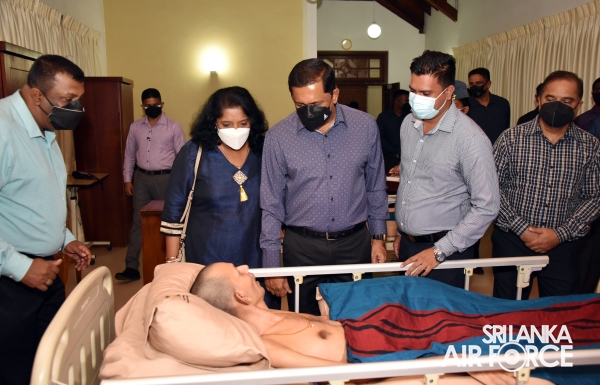 WAR VETERAN INMATES HONOURED BY COMMANDER OF THE AIR FORCE AT ‘MIHINDU SETH MEDURA’, ATTIDIYA